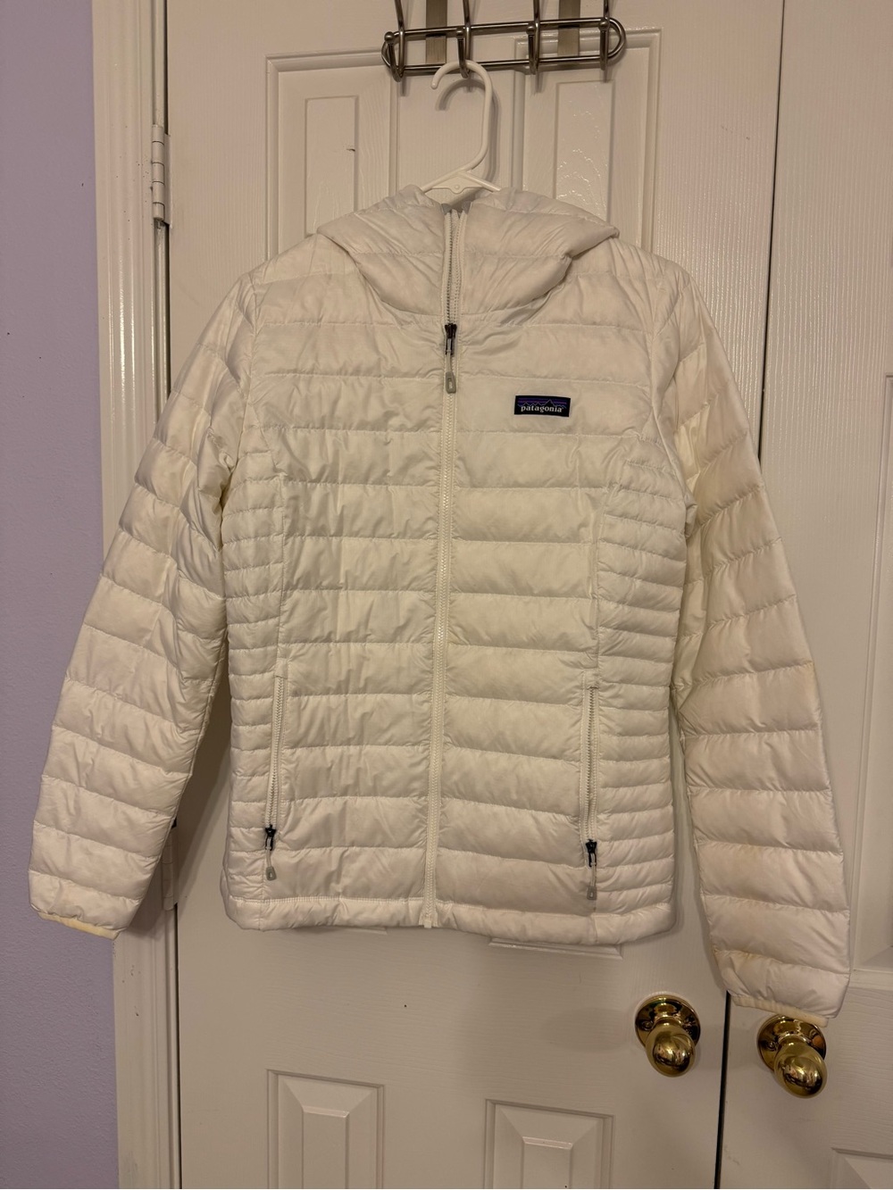 Patagonia Cream Quilted Hooded Puffer Jacket size M